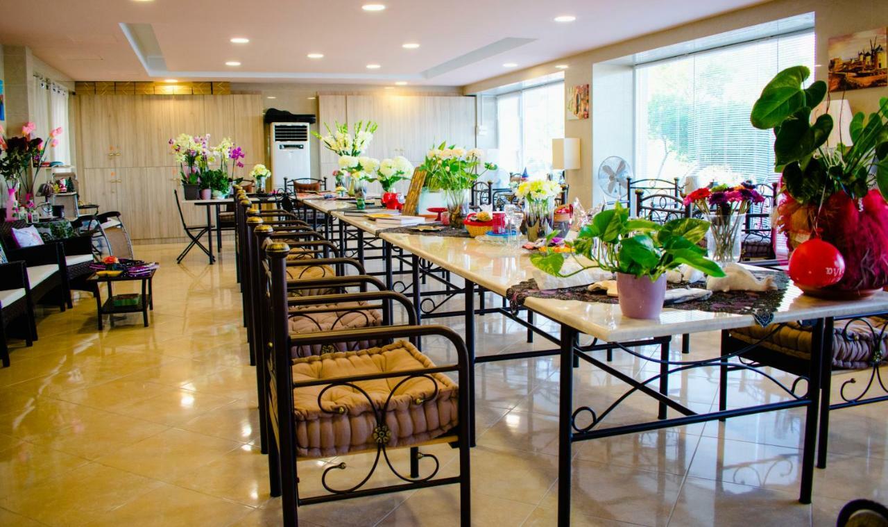 Nikolakakis Rooms Lavrio Dış mekan fotoğraf